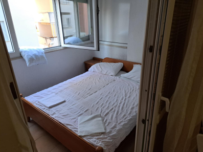 Izdaje se garsonjera preko cijele godine - Budva