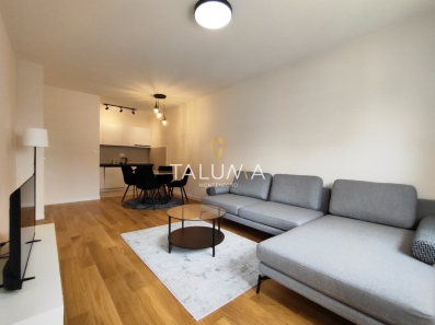 Izdaje se jednosoban stan 50m2, Central Point | ID: P 179