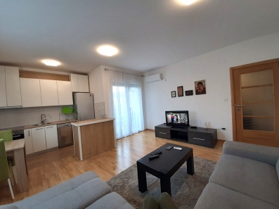 Izdaje se jednosoban stan 46m2, Nova Dalmatinska, Podgorica
