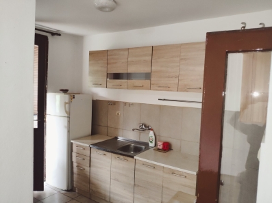 Izdaje se jednosoban stan 60m2 u centru, Podgorica
