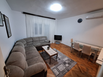 Izdaje se kuća na Zabjelu