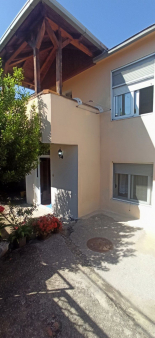 Izdaje se kuća od 88m2, Stara Varoš Podgorica