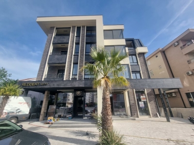 Izdaje se lux dvosoban stan, površine 83m2, u City kvartu, u Podgorici.&nbsp;