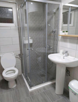 Izdajem apartman 45m2 u Sutomoru