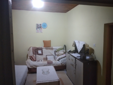 Izdajem jednosoban stan u sklopu kuće