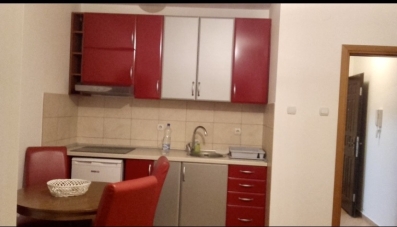 Izdajem lijepo ureenu garsonjeru