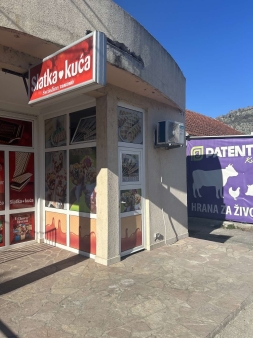 Izdajem poslovni prostor