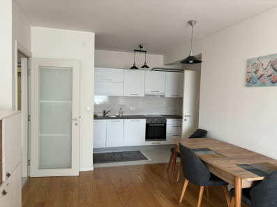 Izdavanje, Central Point