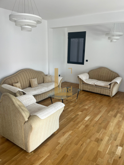 Izdavanje, dvosoban stan, 120m2, Dalmatinska, Podgorica