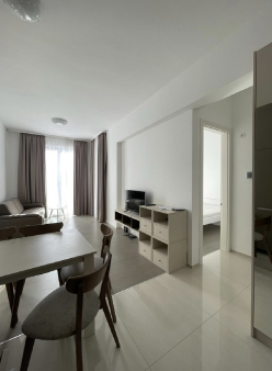 Izdavanje dvosobnog moderno namjestenog stana