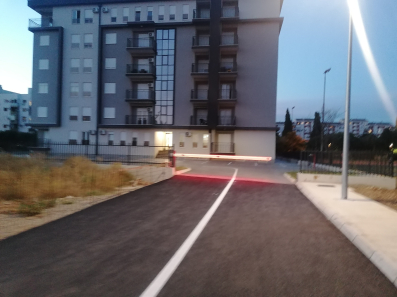 Izdavanje dvosobnog stana sa garazom