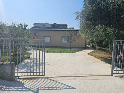 Izdavanje, jednosoban stan, 38m2, Zagorič, Podgorica