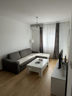 Izdavanje jednosoban stan Pobrežje