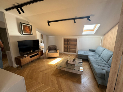 Izdavanje komfornog dvosobnog namjestenog stana