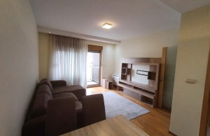 Izdavanje, lux trosoban stan 95m2