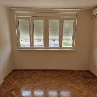 Izdavanje, nova garsonjera 28m2