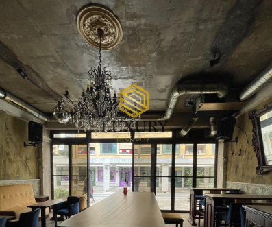 Izdavanje, Podgorica, Rimski Trg