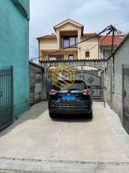 Izdavanje, Podgorica, Stara Varoš