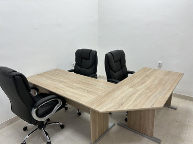 Izdavanje, poslovni prostor, 16m2