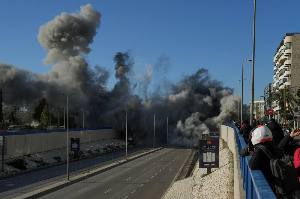 Izraelski ministar odbrane: Okupiraćemo jug Libana i srušiti sve kuće u selima