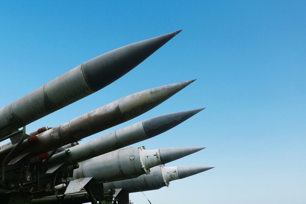 Izvještaj: Nuklearne sile imale ove godine nešto manje od 10.000 atomskih bojevih glava spremnih za trenutnu upotrebu