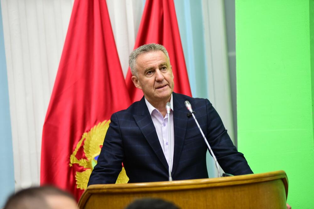 Janković: Predložićemo da se Slavku Peroviću dodijeli najveće državno priznanje