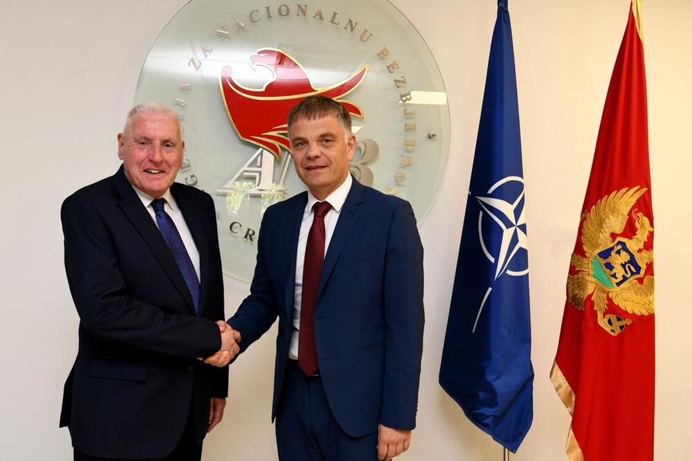 Janović razgovarao sa britanskim ministrom u Domu lordova Vernonom Koukerom