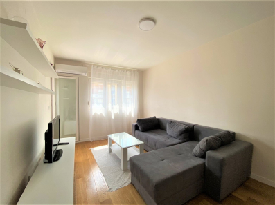 Jednosoban namješten stan, 47m2, Central Point, Podgorica