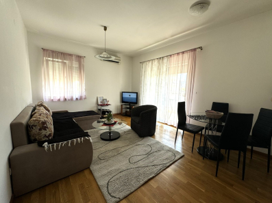 Jednosoban namješten stan, 50m2, City kvart, Podgorica