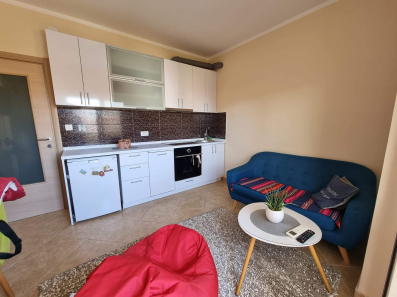 Jednosoban namješten stan, 35m2, Momišići