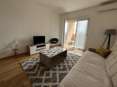 Jednosoban namješten stan, 45m2, Tuški put