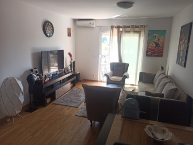 Jednosoban namješten stan 53m2, Zabjelo, Cijevna-komerc