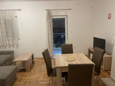 Jednosoban stan, Cetinje