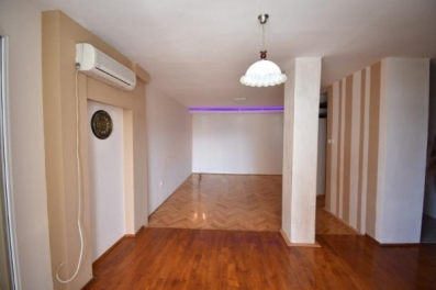 Jednosoban stan, 58m2, Blok 6, Prodaja