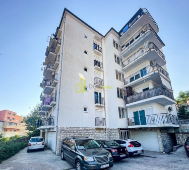 Jednosoban stan 43m2, Lazi