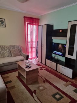 Jednosoban stan 53m2 u Budvi (na duzi period)