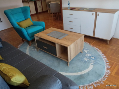 Jednosoban stan.zgrada Abex