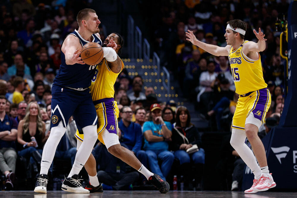 Jokić vodio Denver do pobjede nad Lejkersima, slavili i Klipersi