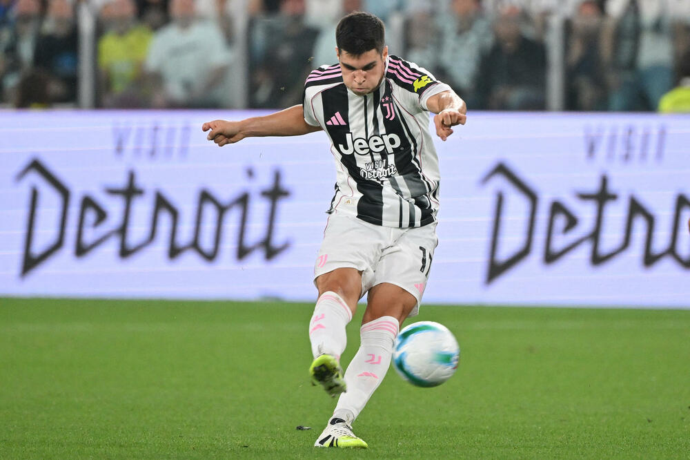 Juventus smijenio Tudora, bivši selektor Italije stiže kod Adžića?