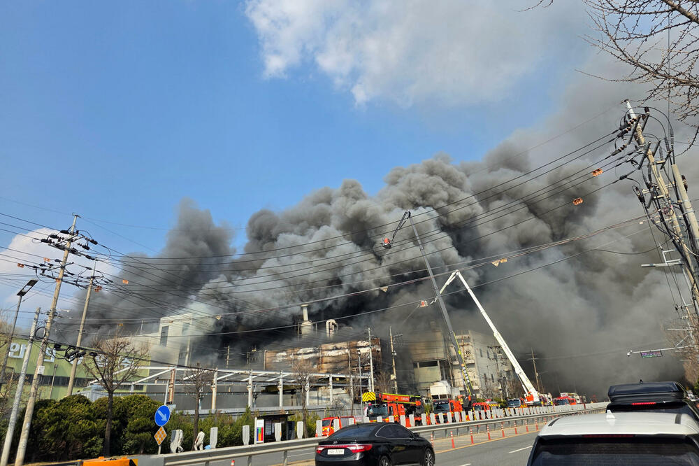 Južna Koreja: U požaru, u fabrici auto-djelova, povrijeđeno 55 ljudi, 14 osoba se vodi kao nestalo