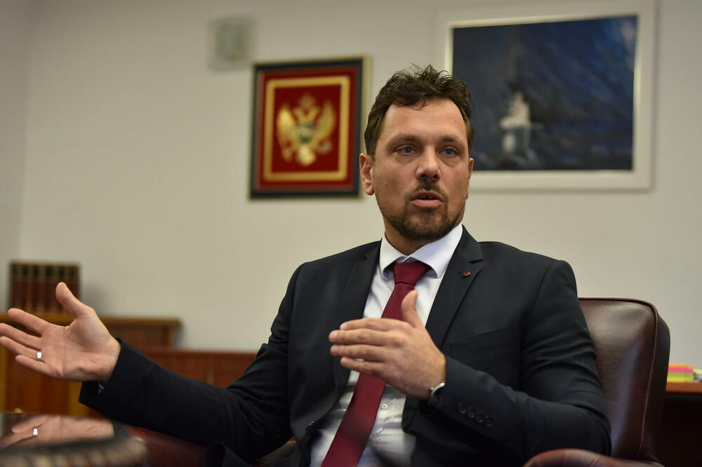 Kadić nezakonito smijenjen: Upravni sud poništio odluku UO Fonda za zdravstveno osiguranje