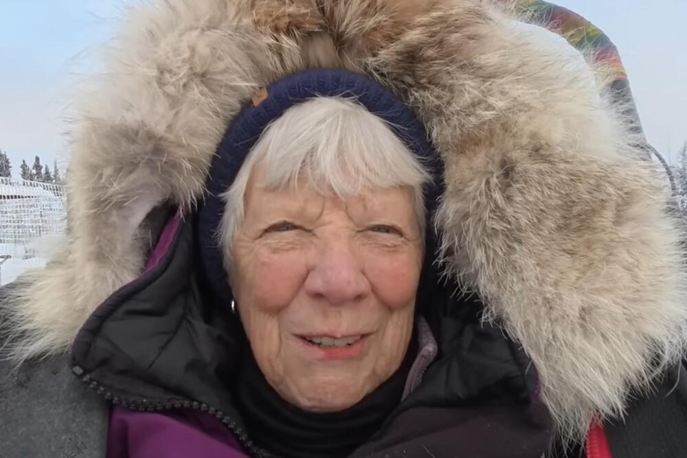 Kanadska baka Vendi (78) osvaja TikTok i YouTube iz šatora u divljini