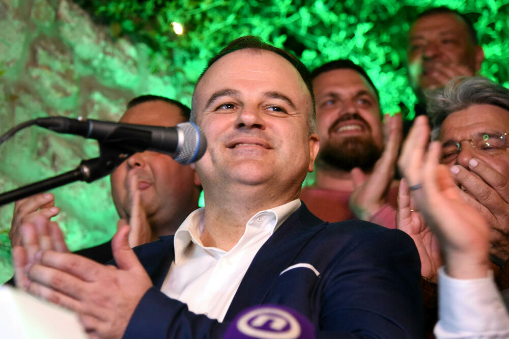 Katić: Počeli pregovori o formiranju vlasti, u opticaju čak 29 mandata
