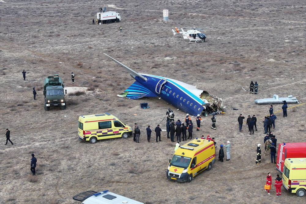 Kazahstan: Srušio se putnički avion u kome je bilo 67 ljudi, 27 preživjelo