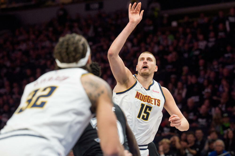 Kazne za Jokića i Rendla zbog sukoba na kraju četvrte utakmice plej-of serije