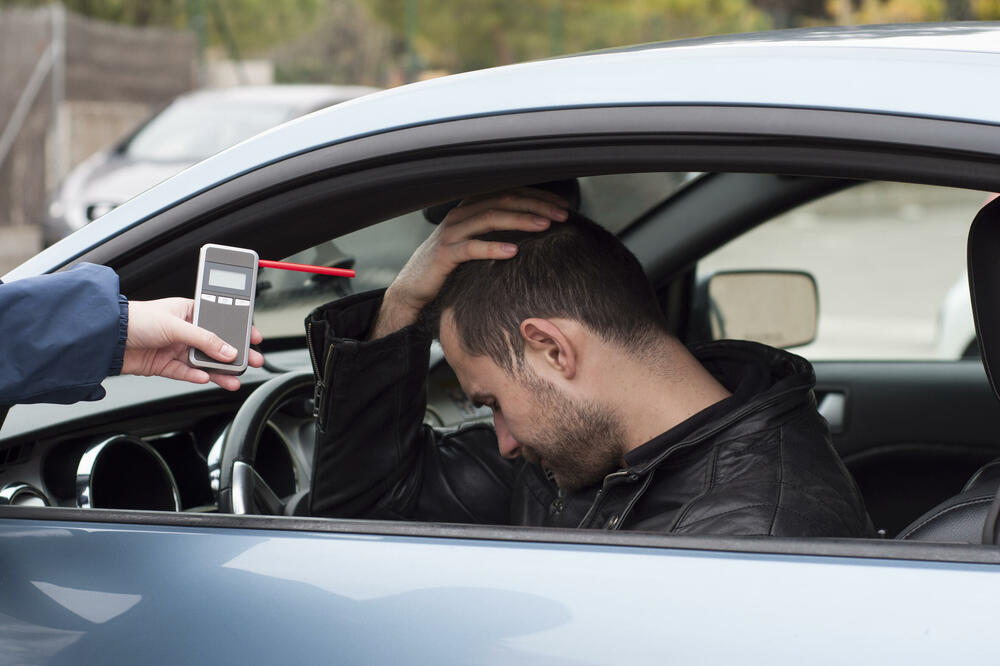 Kažnjen 15 dana zatvora, u Nikšiću vozio pod dejstvom alkohola