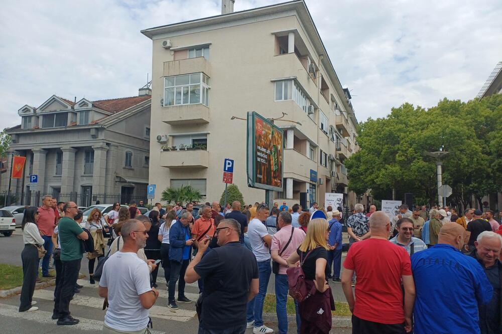 Keković poručio Vladi: Ukoliko se za najkasnije 15 dana ne potpiše novi OKU, bićemo prinuđeni na radikalne mjere