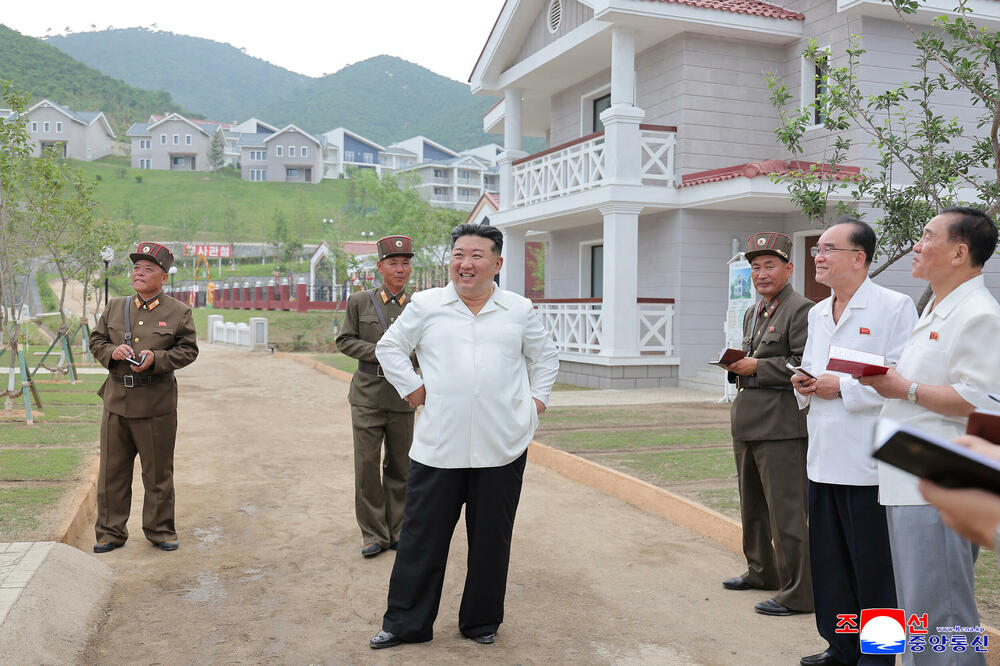 Kim pozvao vojsku Sjeverne Koreje da se pripremi za pravi rat