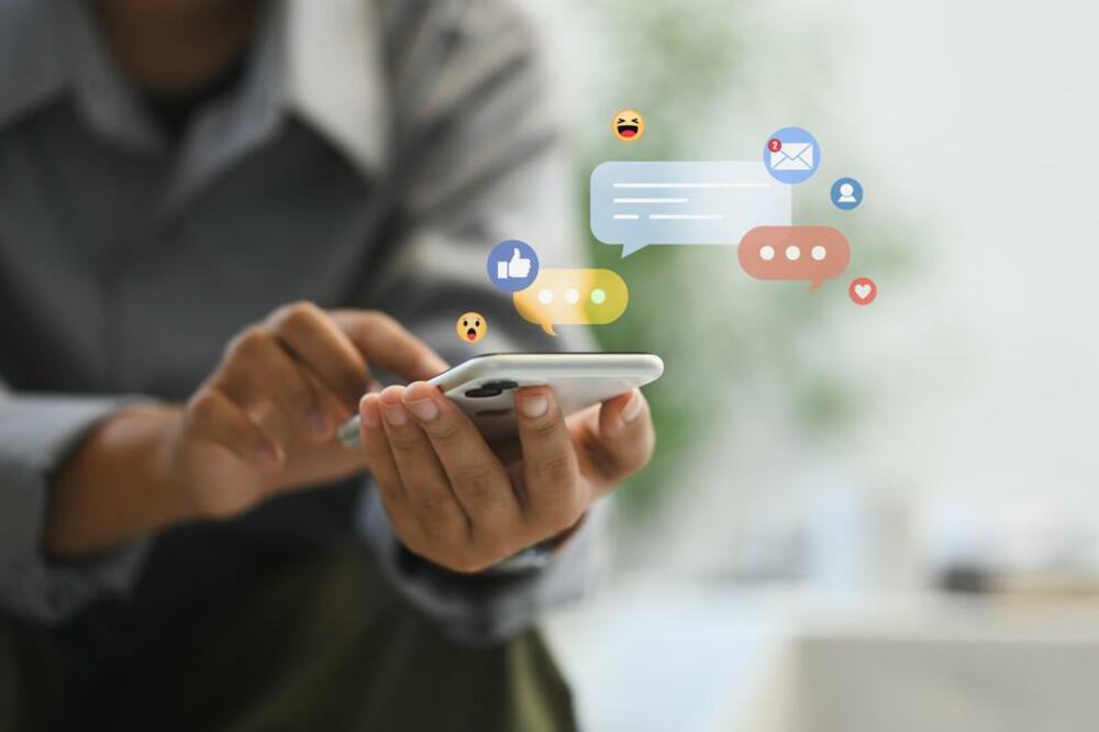 Kina kažnjava dvije digitalne društvene platforme