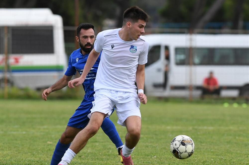 Kom slavio i sedmi trijumf u nizu